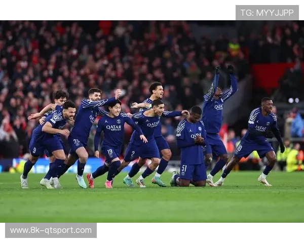 巴黎欧冠客场名单公布，登贝莱K77领衔进攻线